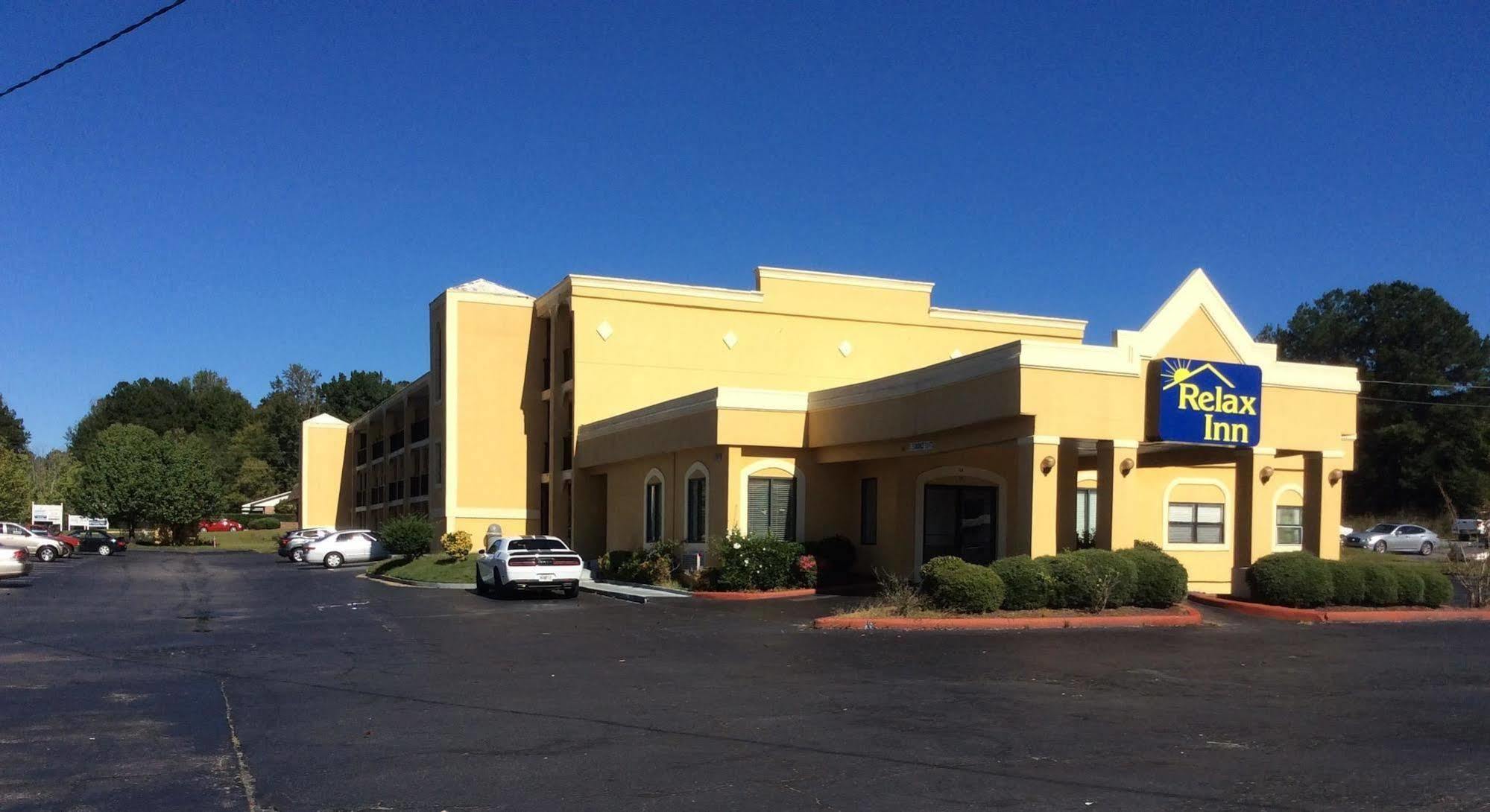 Relax Inn Milledgeville Exterior photo